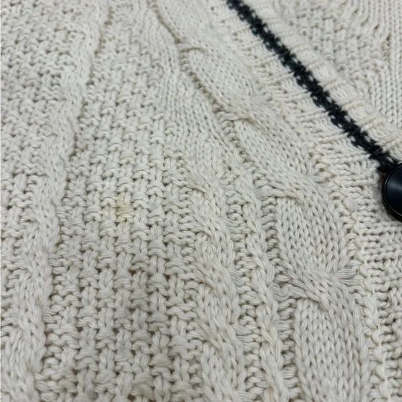 Taylor Swift og cardigan - Picture 4 of 4